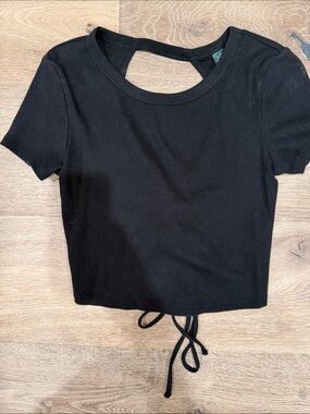 wild fable Black Short Sleeve Tie-Front Crop Top